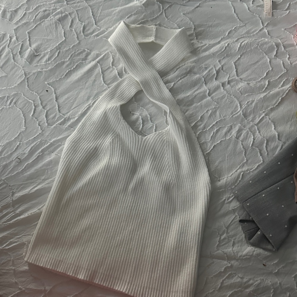 White Ribbed Halter Cross-Neck Tank Top